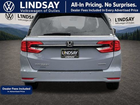 Used 2024 Honda Odyssey Touring image 6