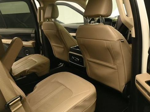 Certified 2024 Ford Expedition Limited AWD/4WD image 20