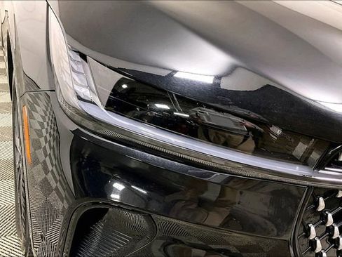 Used 2024 Lincoln Nautilus Reserve image 27