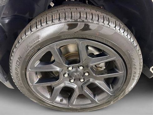 Used 2025 RAM 1500 Laramie w/ Night Edition RWD image 13