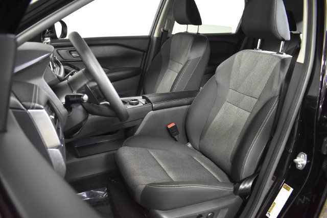 Used 2024 Nissan Rogue SV AWD/4WD image 9