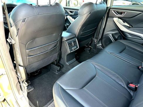 Used 2022 Subaru Forester Limited AWD/4WD image 21