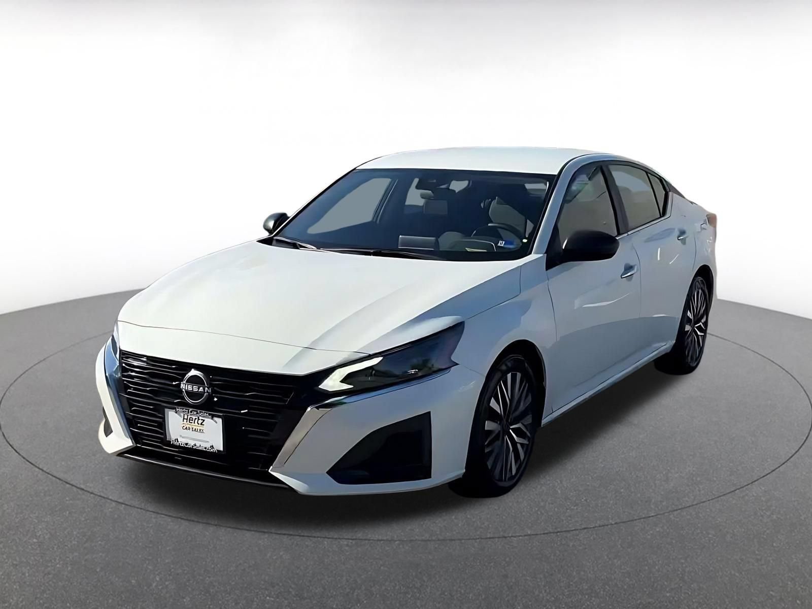 Used 2025 Nissan Altima 2.5 SV FWD image 6