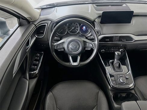 Used 2022 MAZDA CX-9 Touring image 3