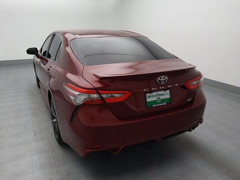 Used 2018 Toyota Camry SE w/ Moonroof Package image 6