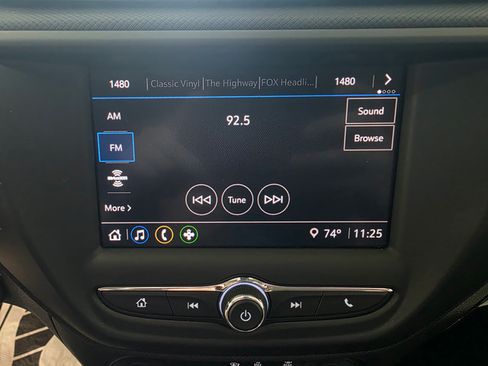Used 2023 Chevrolet TrailBlazer LT FWD image 20