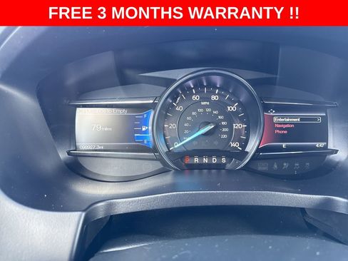 Used 2017 Ford Explorer XLT w/ Equipment Group 202A AWD/4WD image 16