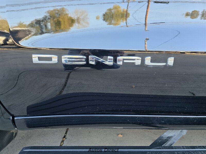 Used 2019 GMC Sierra 1500 Denali w/ Denali Ultimate Package AWD/4WD image 40