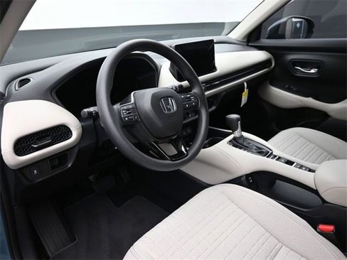 Certified 2026 Honda HR-V LX image 18