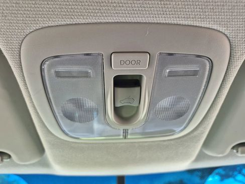 Used 2013 Kia Soul + w/ Audio Pkg FWD image 26