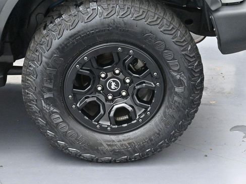 Used 2024 Ford Bronco Wildtrak AWD/4WD image 41
