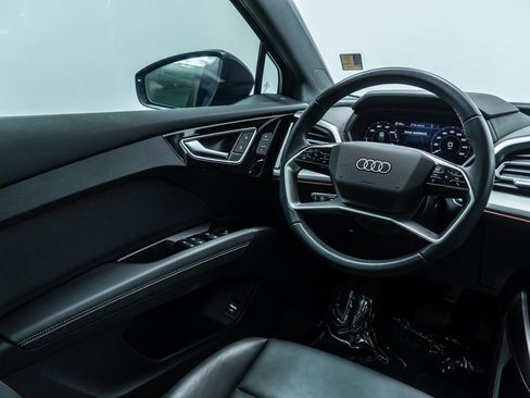 Used 2024 Audi Q4 e-tron Premium Plus w/ Premium Plus image 22