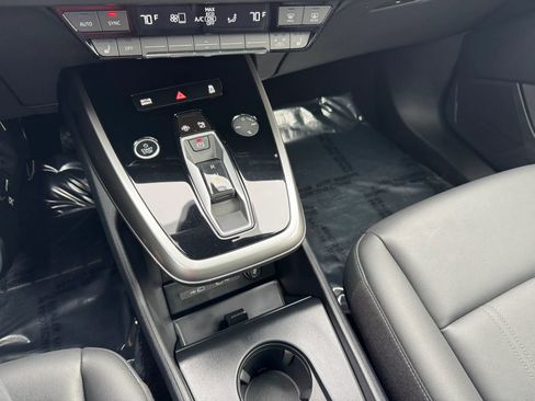 Used 2024 Audi Q4 e-tron Premium w/ Convenience Package image 38