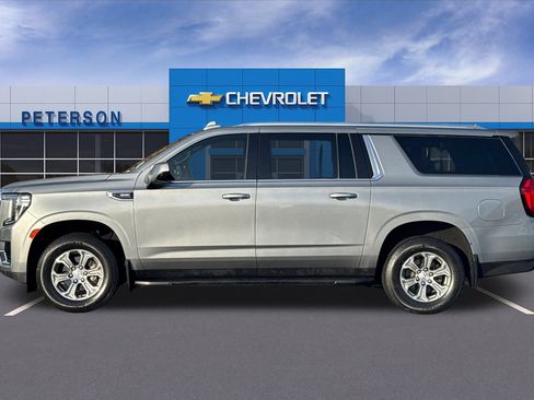 Certified 2023 GMC Yukon XL SLE w/ Gmc Pro Safety Plus Package image 7