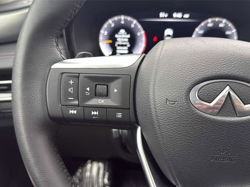 Certified 2025 INFINITI QX60 Luxe image 17