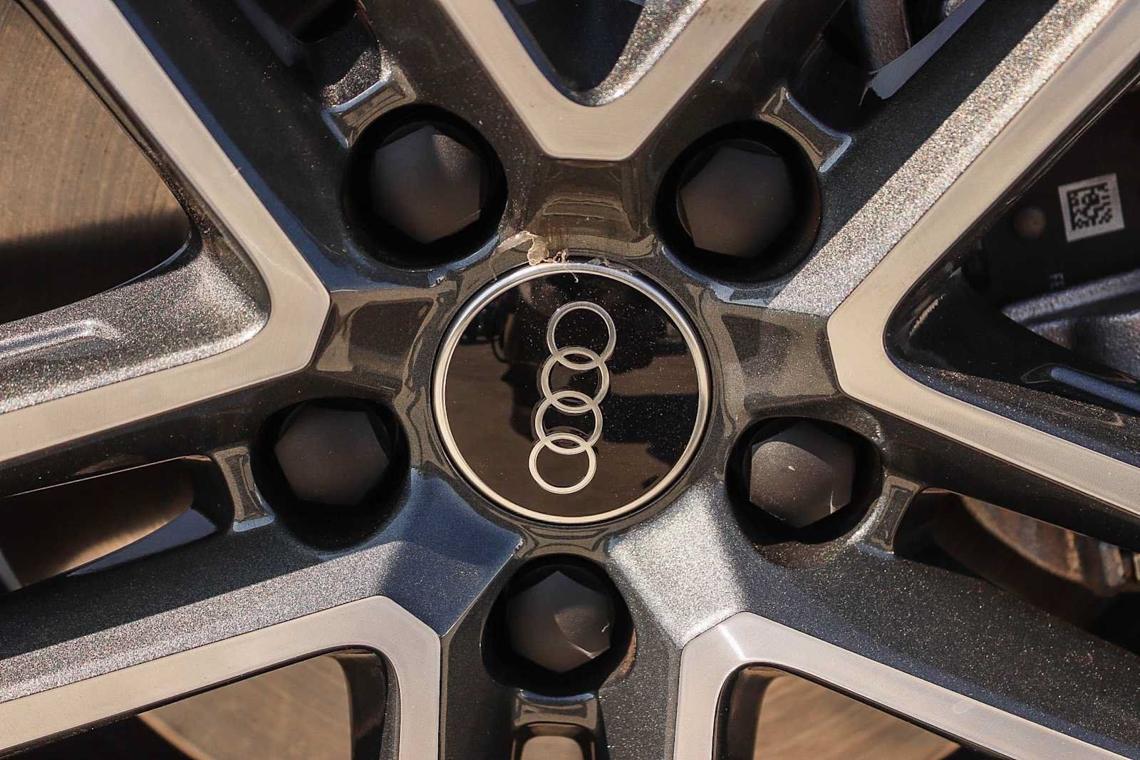 Used 2025 Audi Q5 Premium w/ Convenience Package AWD/4WD image 15