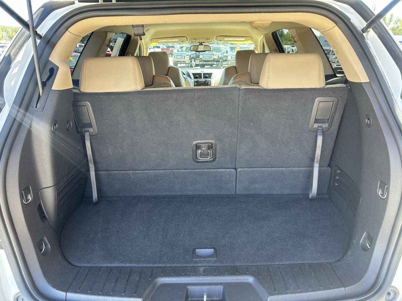 Used 2009 Chevrolet Traverse LTZ FWD image 18