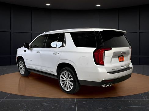 Used 2024 GMC Yukon Denali w/ Denali Reserve Package AWD/4WD image 5
