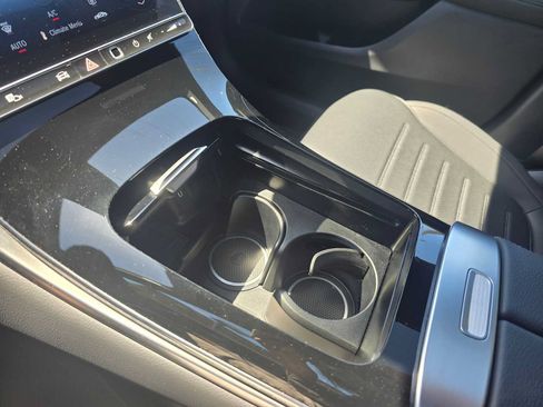 Certified 2026 Mercedes-Benz GLC 300 4MATIC image 31