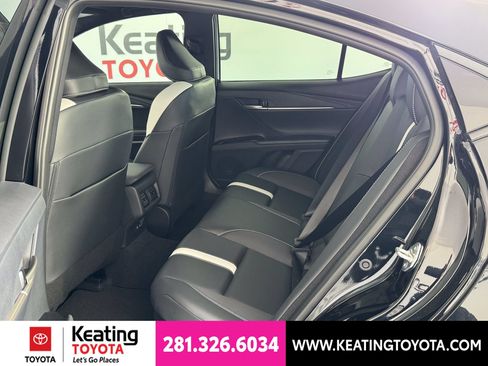 New 2026 Toyota Camry SE FWD image 5