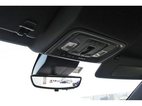 Used 2023 GMC Sierra 1500 Denali w/ Technology Package image 11