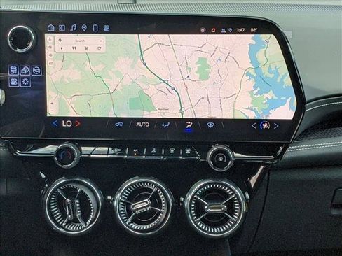 New 2025 Chevrolet Blazer EV LT image 13