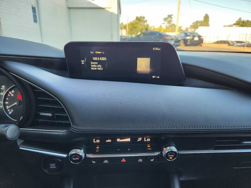 Used 2022 MAZDA MAZDA3 s FWD image 14
