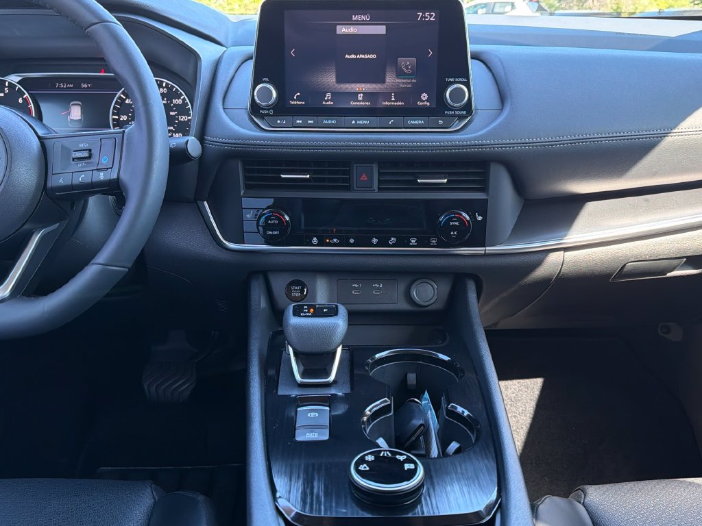 Used 2024 Nissan Rogue SV w/ SV Premium Package AWD/4WD image 17