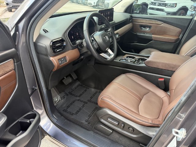 Used 2026 Honda Pilot Elite image 12