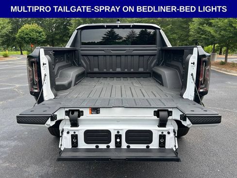 Used 2025 GMC Hummer EV 2X w/ LPO, Dark Essentials Package AWD/4WD image 14
