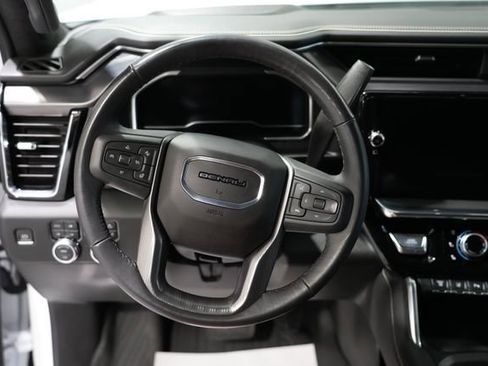 Used 2024 GMC Sierra 3500 Denali Ultimate image 16