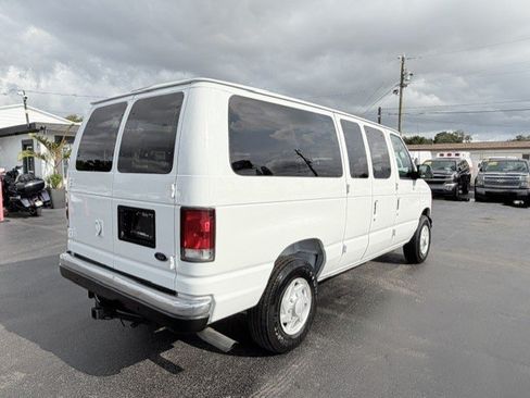 Used 2001 Ford E-350 and Econoline 350 XL RWD image 5