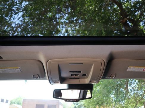 Used 2016 Chevrolet Silverado 2500 High Country w/ Duramax Plus Package AWD/4WD image 28