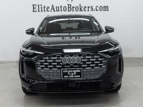 Used 2025 Audi Q5 Premium AWD/4WD image 3