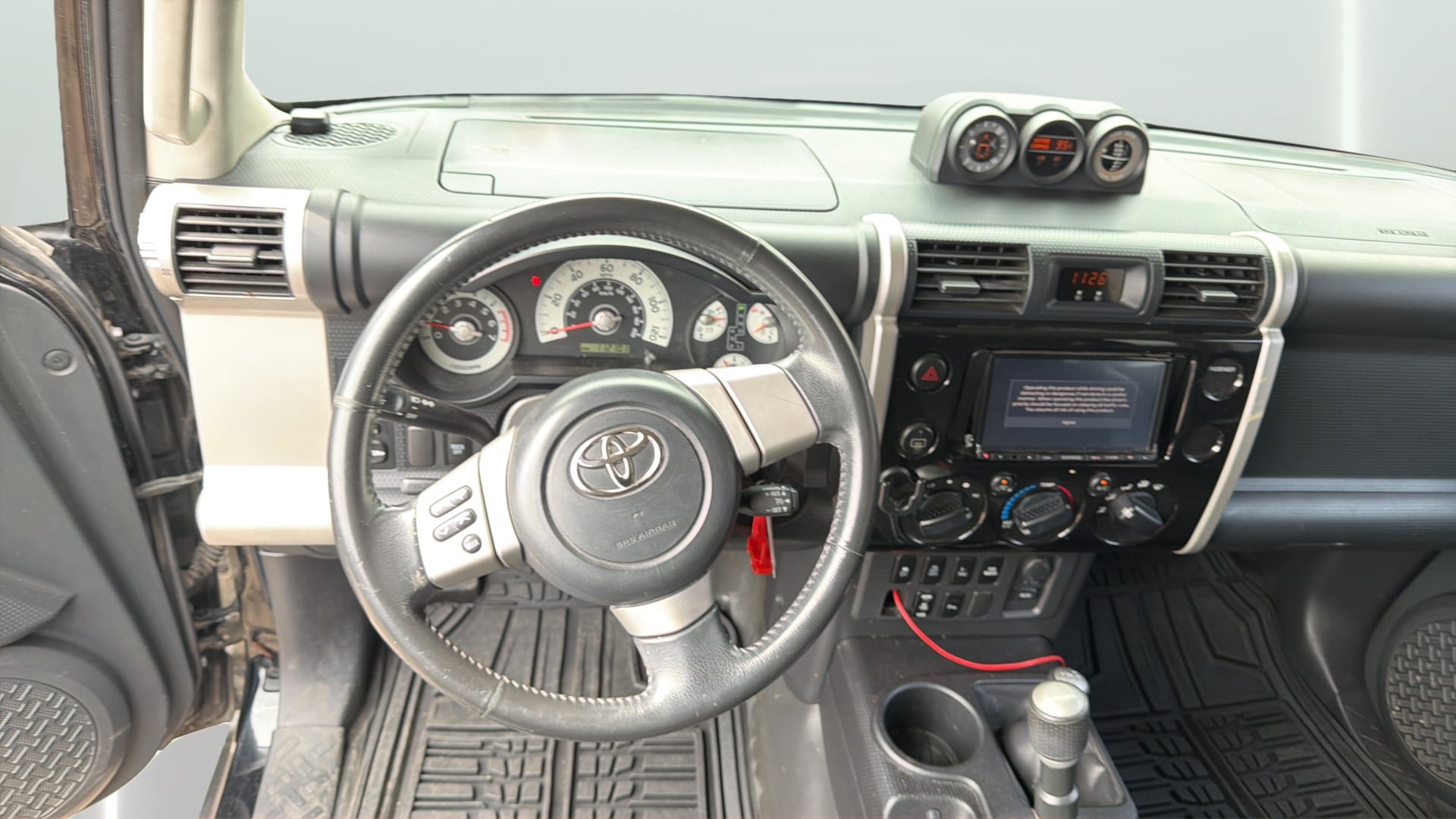 Used 2010 Toyota FJ Cruiser 4WD w/ Upgrade Pkg 2 image 16