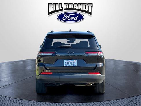 Used 2023 Jeep Grand Cherokee L Laredo AWD/4WD image 4