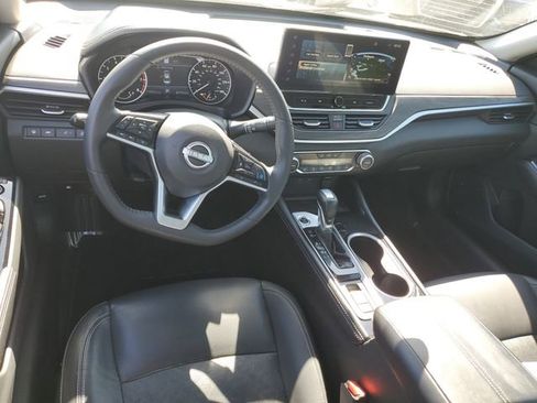 Used 2023 Nissan Altima 2.5 SL FWD image 10