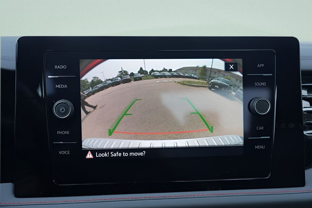 Used 2025 Volkswagen Jetta GLI Autobahn FWD image 39