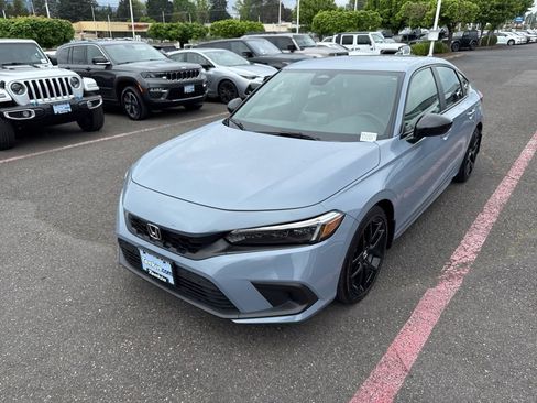 Used 2024 Honda Civic Sport image 3