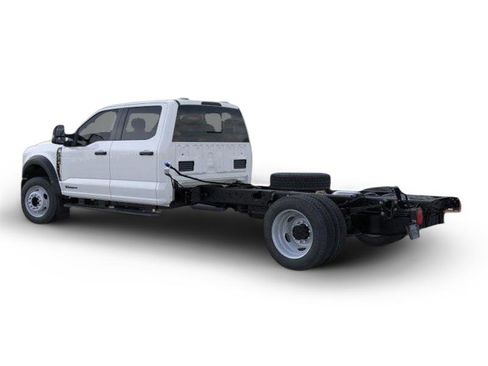 New 2026 Ford F450 XL w/ XL Chrome Package image 4
