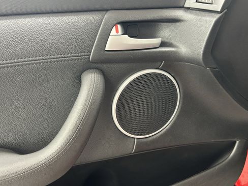 Used 2009 Pontiac G8 GT w/ Premium Package image 21