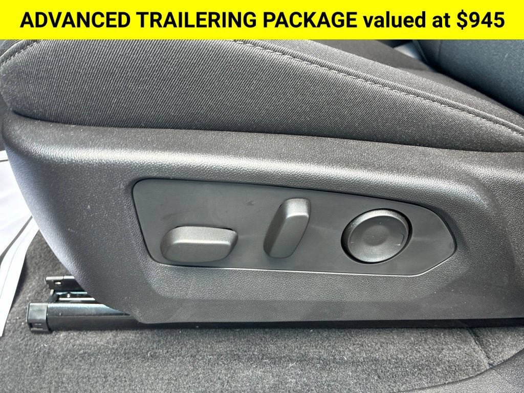 New 2026 Chevrolet Colorado W/T w/ WT Custom Package RWD image 3