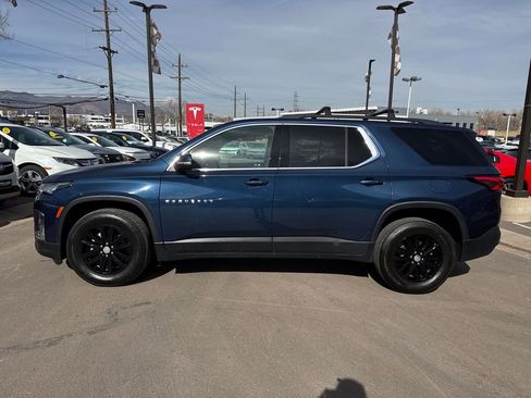 Used 2022 Chevrolet Traverse LT image 15