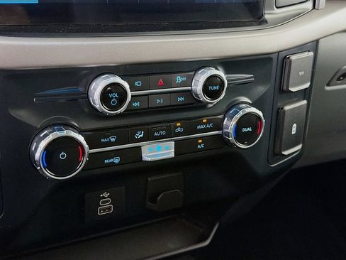 Used 2025 Ford F150 XLT w/ Equipment Group 301A Standard AWD/4WD image 18