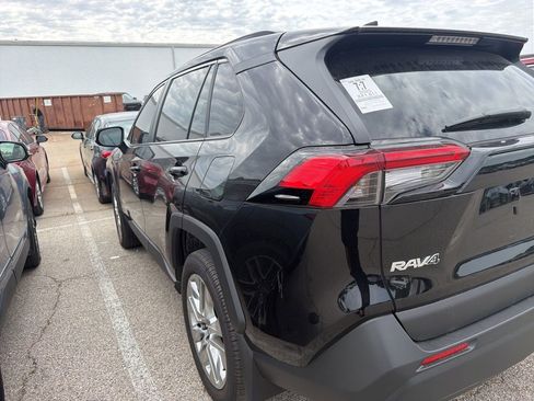 Used 2025 Toyota RAV4 XLE Premium FWD image 7