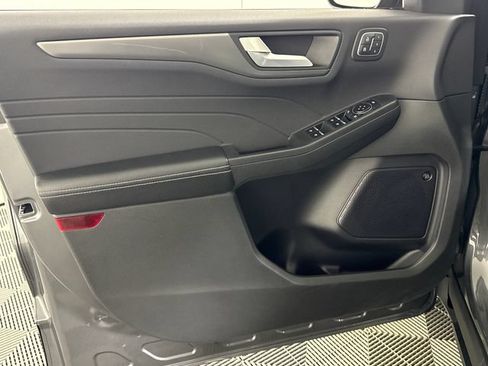 Used 2023 Ford Escape Active w/ Tech Pack #2 AWD/4WD image 29