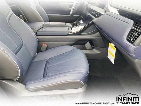 New 2026 INFINITI QX80 4WD image 11