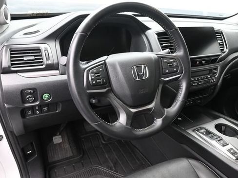 Used 2025 Honda Ridgeline RTL image 25