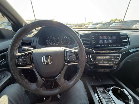 Used 2024 Honda Ridgeline Black Edition image 23