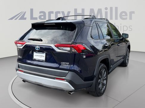 Used 2023 Toyota RAV4 Limited AWD/4WD image 5